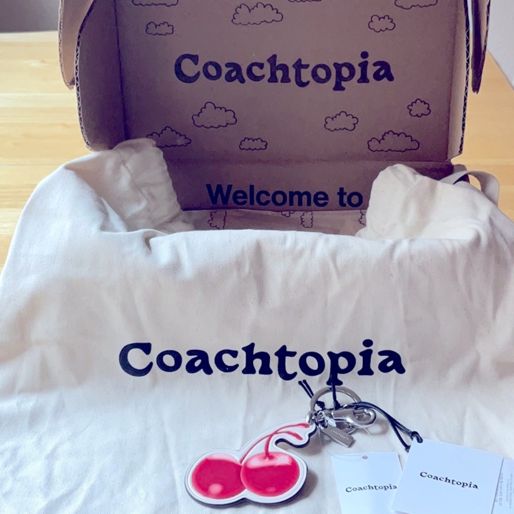 🍒  COACH COACHTOPIA CHERRY BAG CHARM 🍒